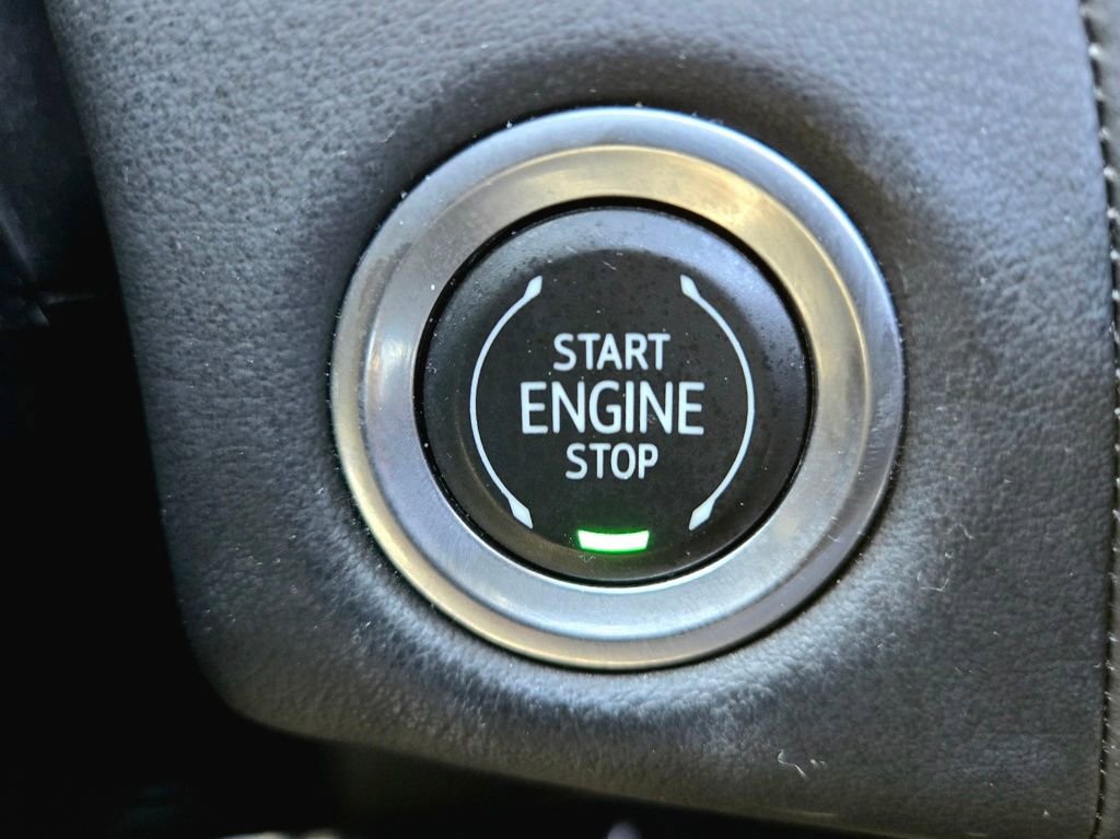 Used 2022 Chevrolet Tahoe RST w/ Luxury Package AWD/4WD image 36