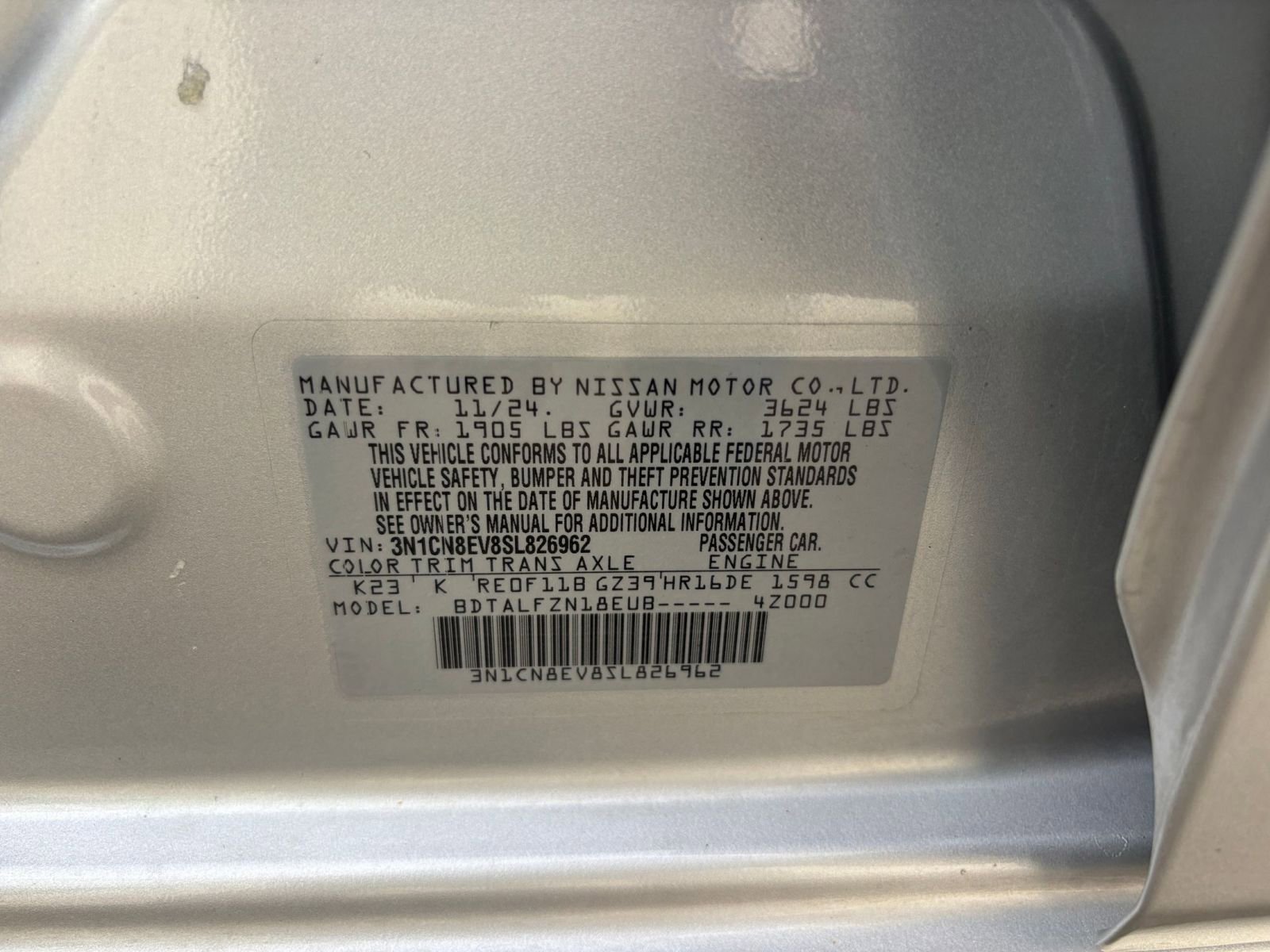 Used 2025 Nissan Versa SV image 30