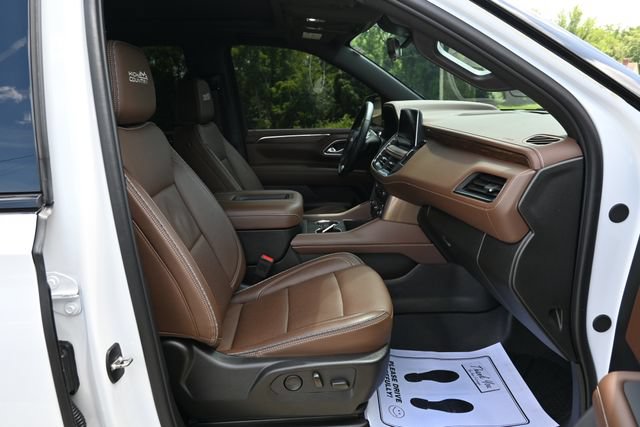 Used 2024 Chevrolet Tahoe High Country AWD/4WD image 19