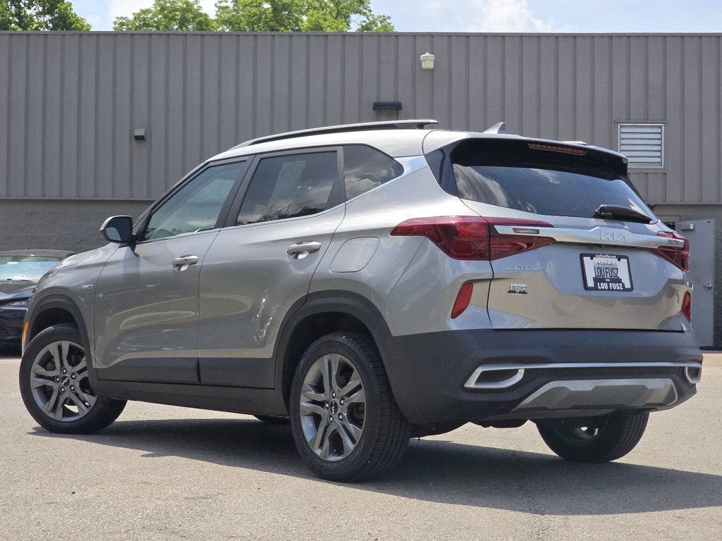 Used 2022 Kia Seltos S AWD/4WD image 14