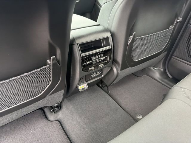 New 2026 Jeep Grand Cherokee Laredo X image 12