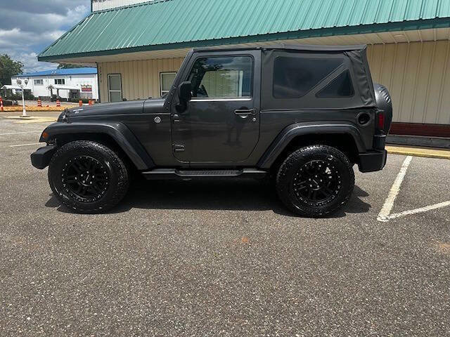 Used 2014 Jeep Wrangler Sahara w/ Connectivity Group AWD/4WD image 2