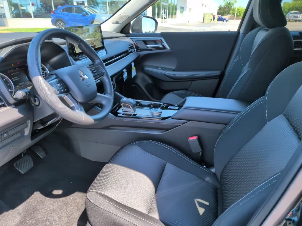 New 2026 Mitsubishi Outlander ES AWD/4WD image 19
