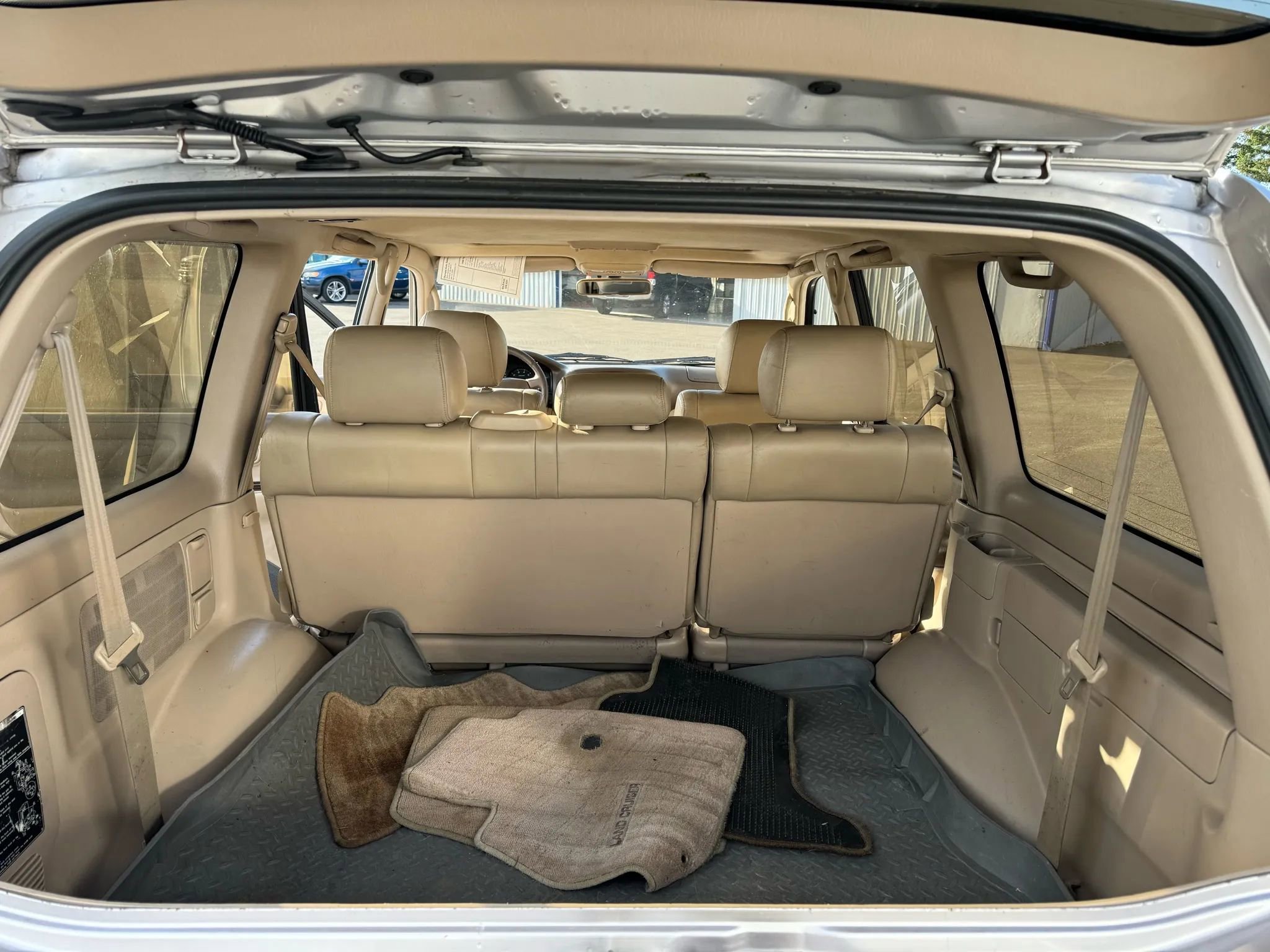 Used 1999 Toyota Land Cruiser image 11