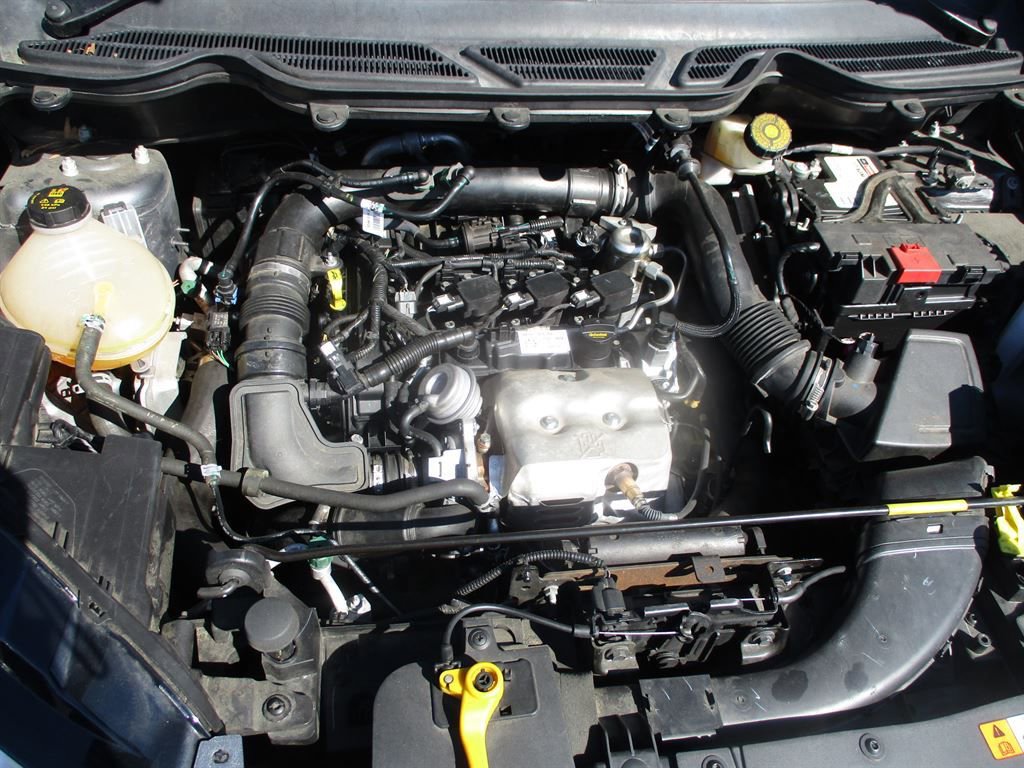 Used 2021 Ford EcoSport SE FWD image 19
