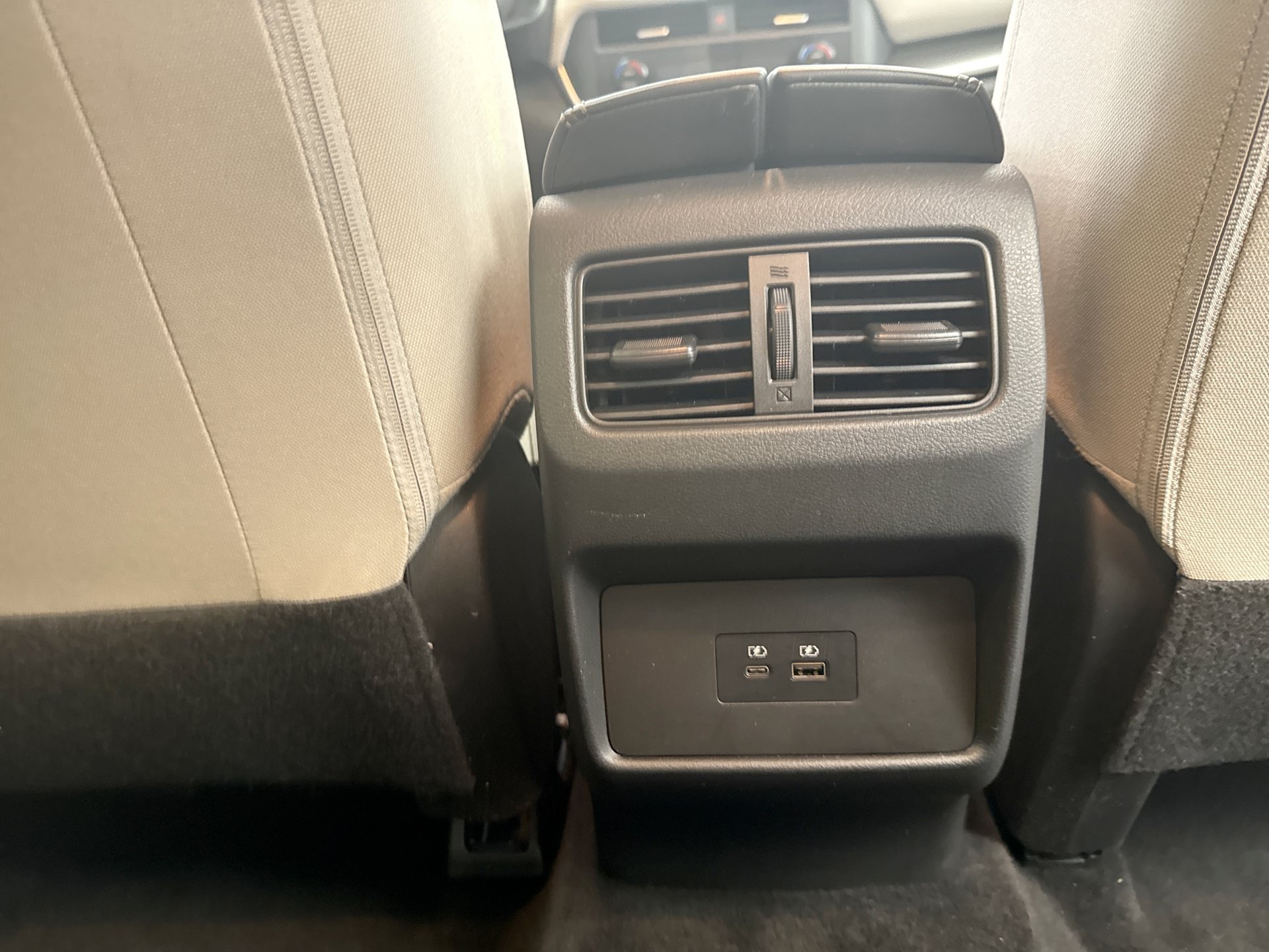 Used 2023 Nissan Rogue SV AWD/4WD image 19