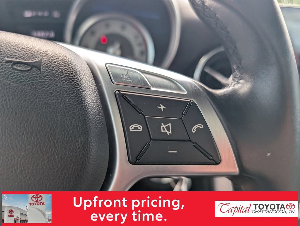 Used 2013 Mercedes-Benz SLK 250 image 15