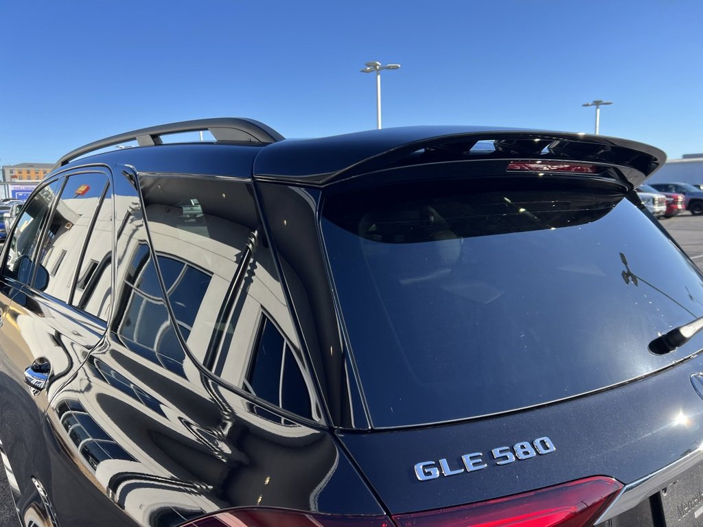 New 2026 Mercedes-Benz GLE 580 4MATIC image 9