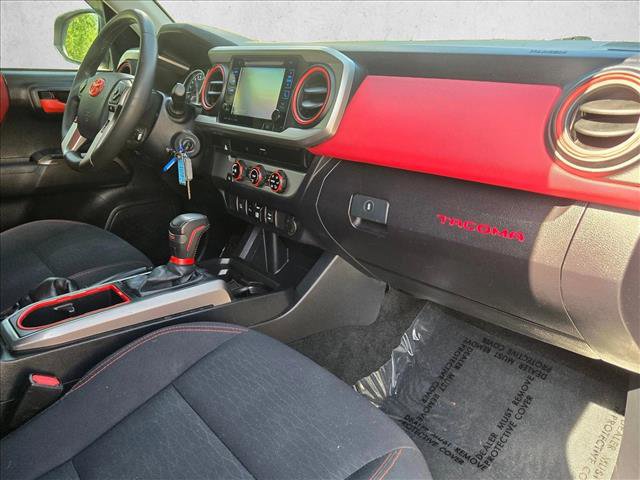 Used 2018 Toyota Tacoma SR5 RWD image 21