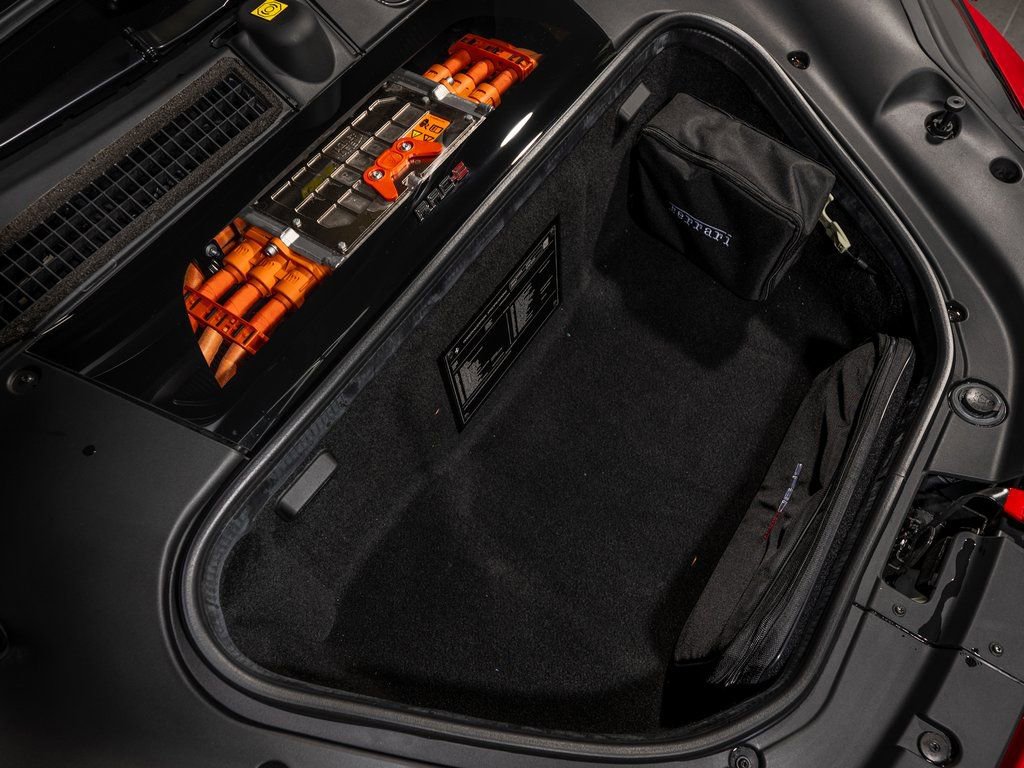 Certified 2022 Ferrari SF90 Spider image 35