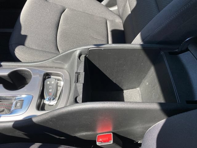 Used 2025 Chevrolet Malibu RS FWD image 14
