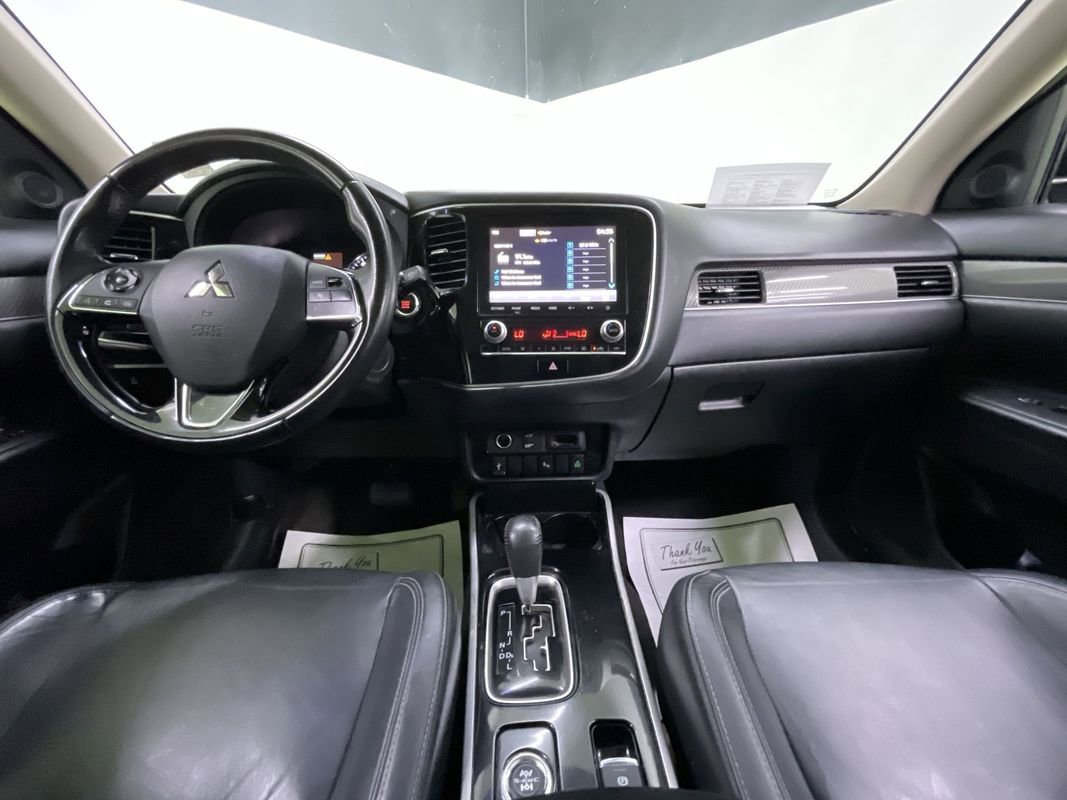 Used 2020 Mitsubishi Outlander SE image 18