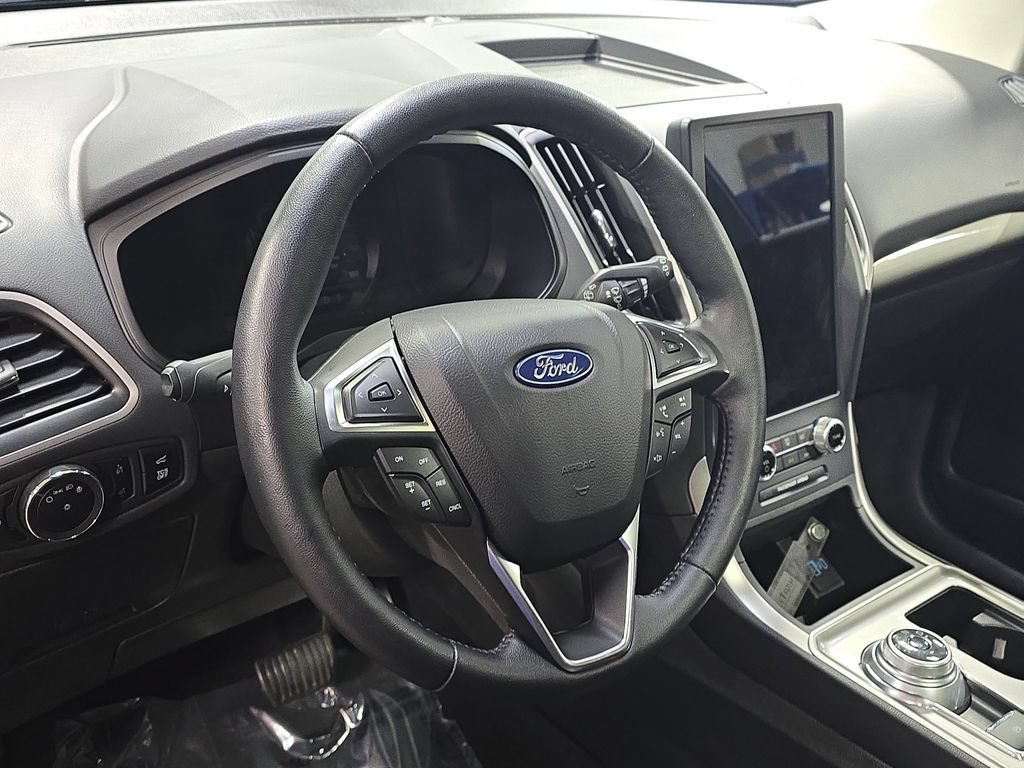 Used 2023 Ford Edge SEL w/ Convenience Package AWD/4WD image 18