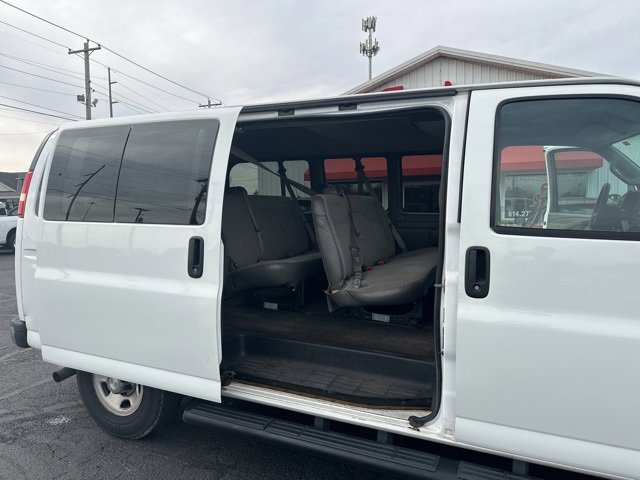 Used 2016 Chevrolet Express 3500 LT w/ LT Preferred Equipment Group image 21