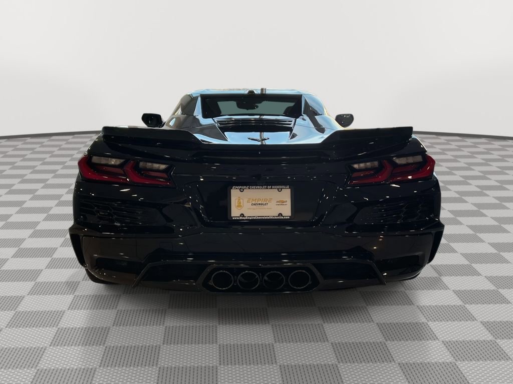Used 2025 Chevrolet Corvette Z06 w/ Stealth Interior Trim Package image 5