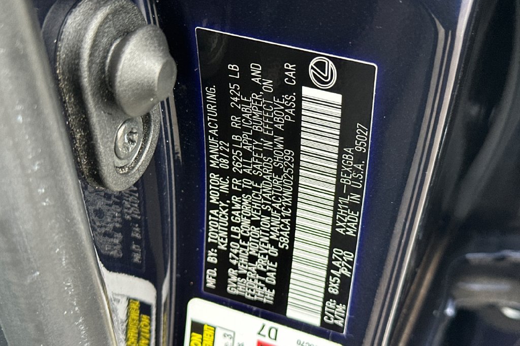 Used 2022 Lexus ES 300h w/ Accessory Package 2 FWD image 33