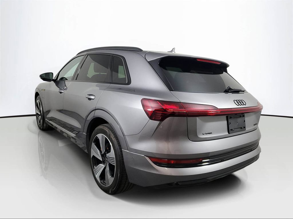 Used 2023 Audi e-tron Premium Plus w/ Premium Plus Package image 4