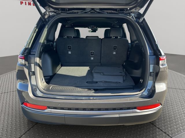 New 2026 Jeep Grand Cherokee Altitude AWD/4WD image 20