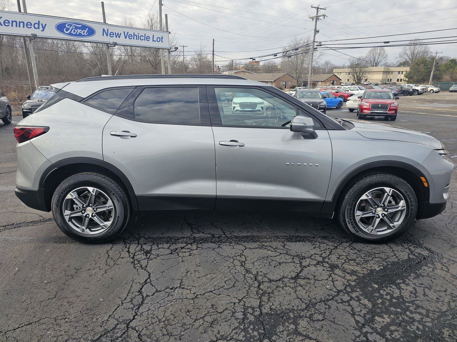 Used 2024 Chevrolet Blazer LT image 7