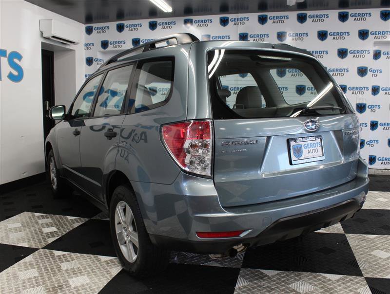 Used 2011 Subaru Forester 2.5X w/ Alloy Wheel Value Pkg AWD/4WD image 2