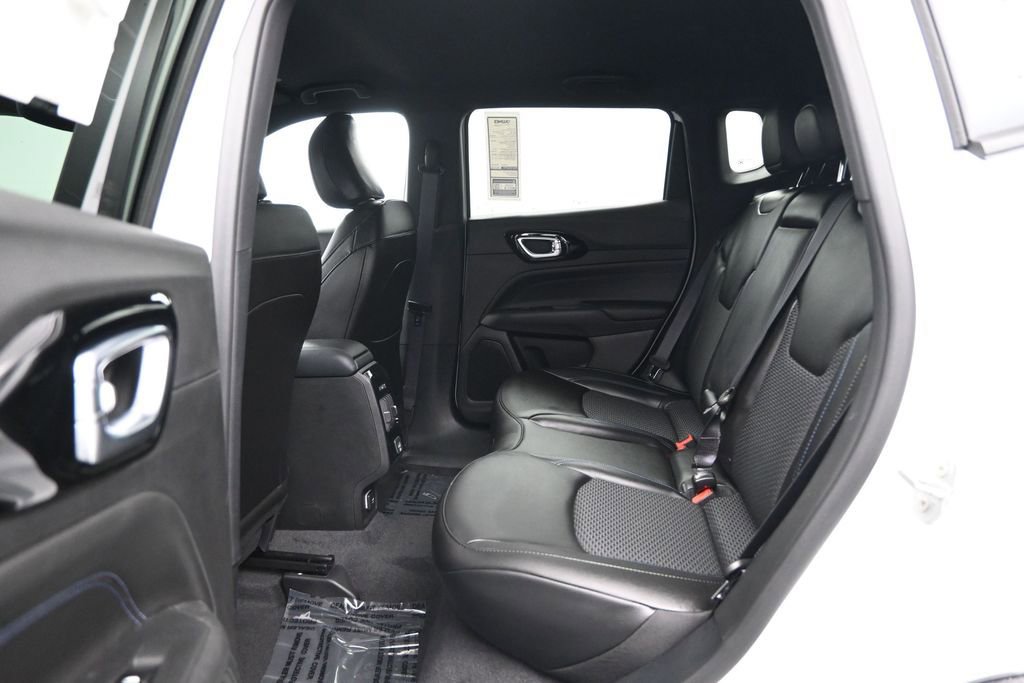 New 2026 Jeep Compass Latitude AWD/4WD image 25