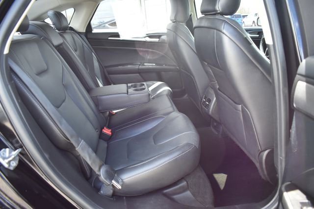 Used 2019 Ford Fusion Titanium FWD image 43