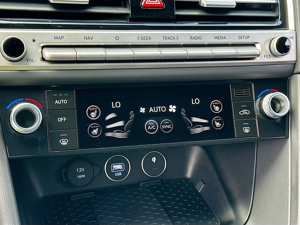 Used 2024 Genesis G70 2.5T w/ Sport Prestige Package image 16