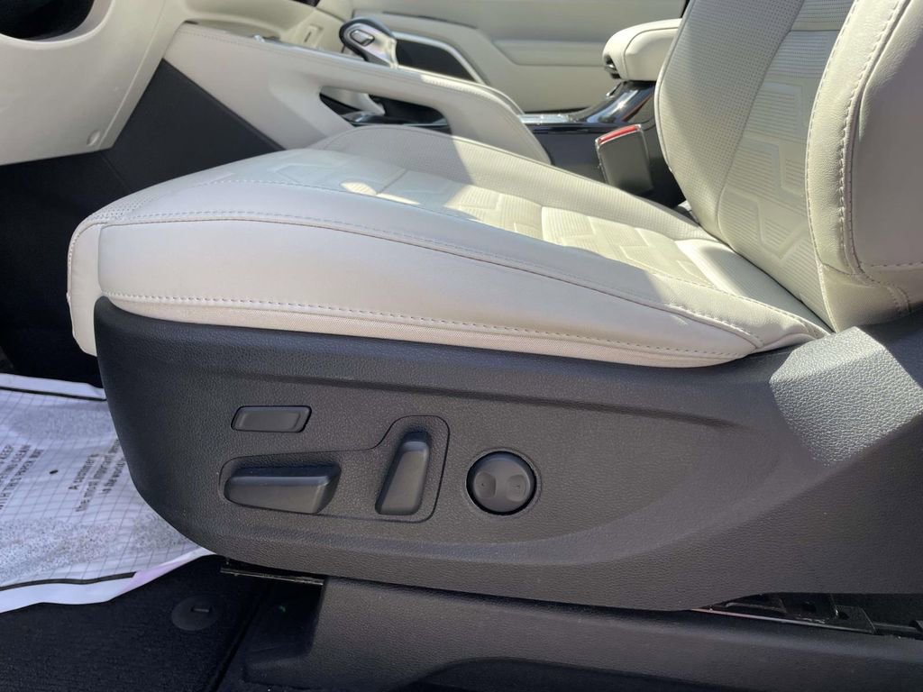 Used 2022 Kia Telluride SX w/ SX Prestige Package AWD/4WD image 9