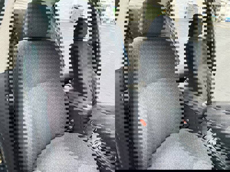 Used 2000 Dodge Intrepid image 38