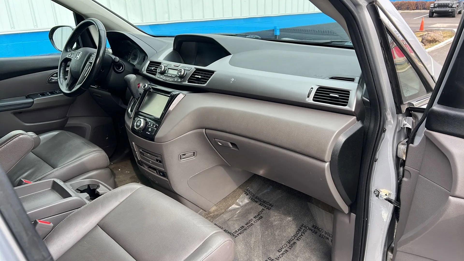 Used 2015 Honda Odyssey Touring image 17