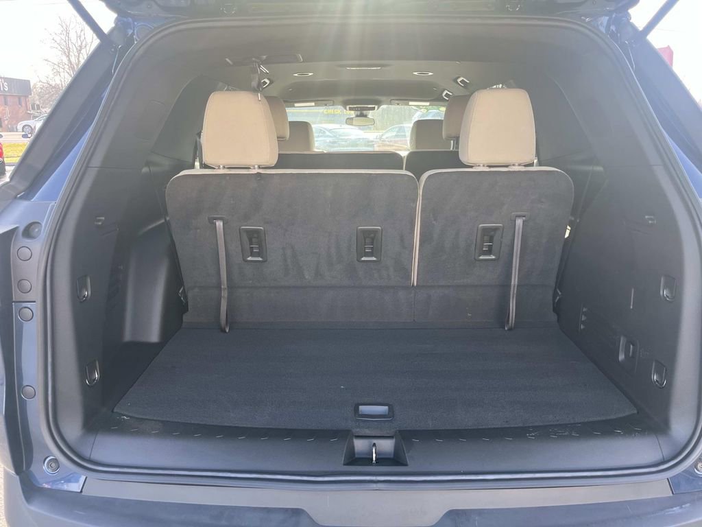 Certified 2023 Chevrolet Traverse LS image 10