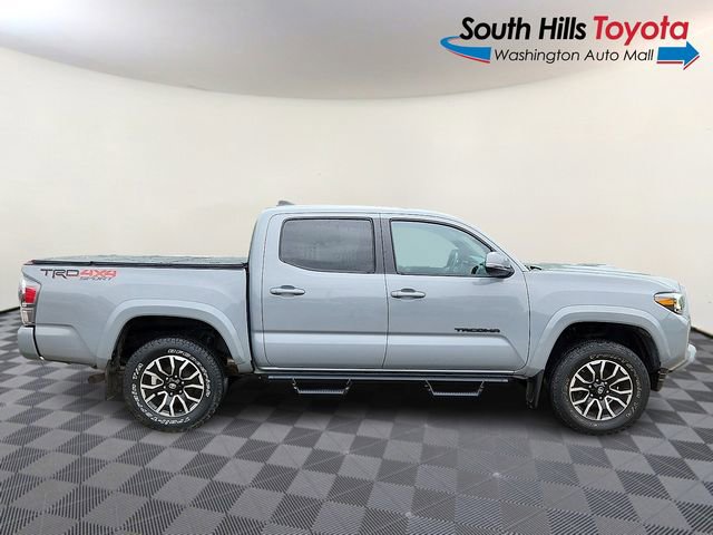 Used 2020 Toyota Tacoma TRD Sport w/ TRD Premium Sport Package AWD/4WD image 7