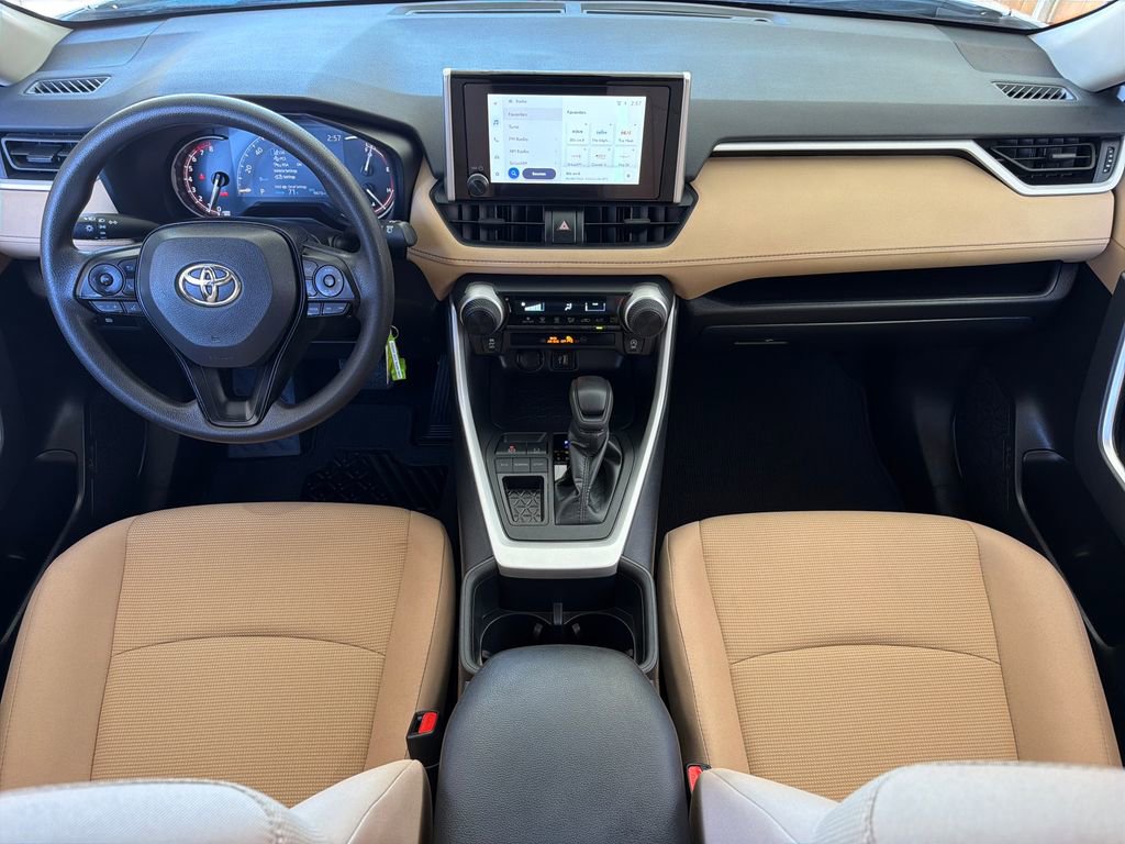 Used 2025 Toyota RAV4 LE FWD image 21