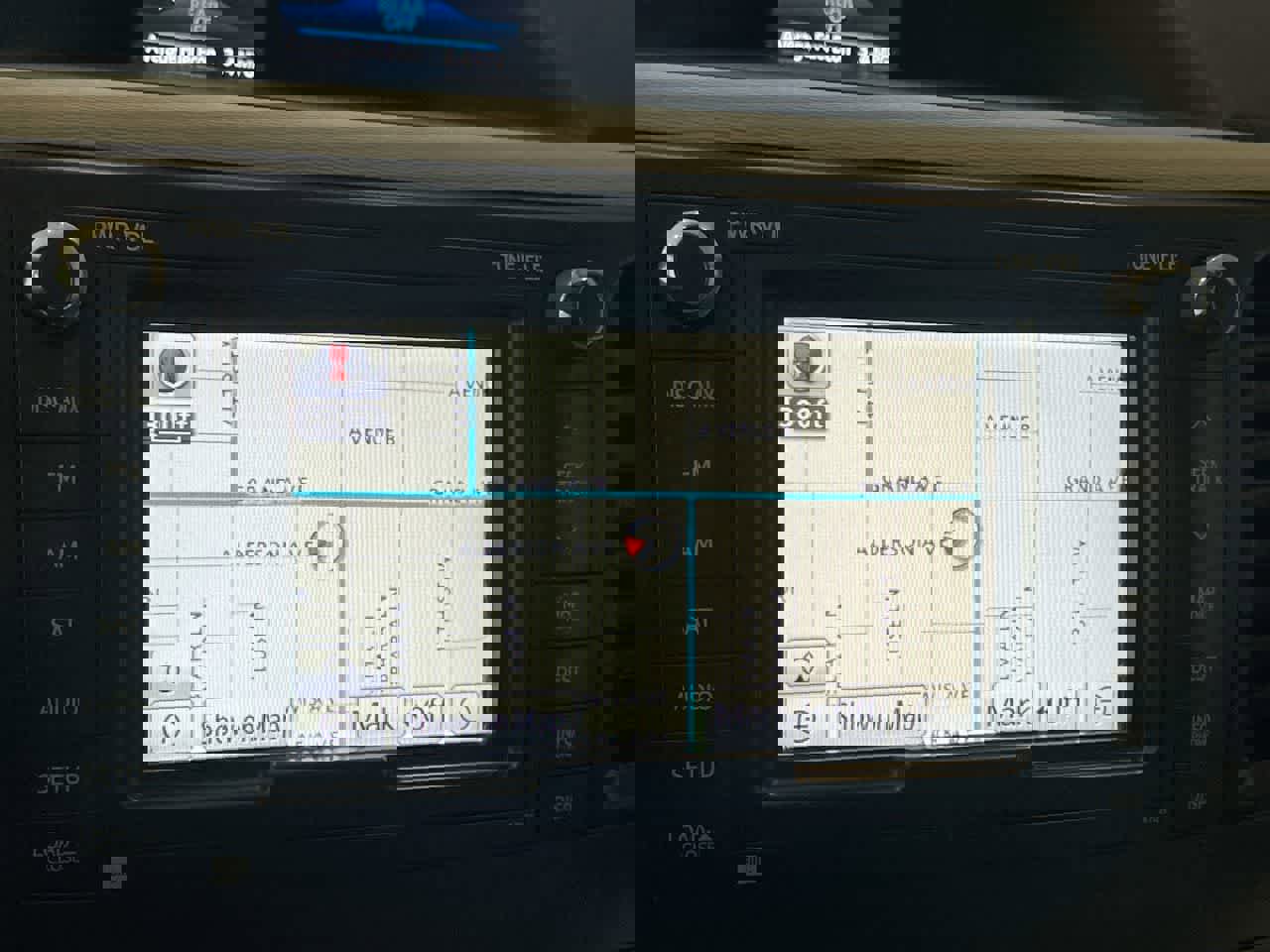 Used 2014 Toyota Sienna XLE w/ XLE Premium Package image 16