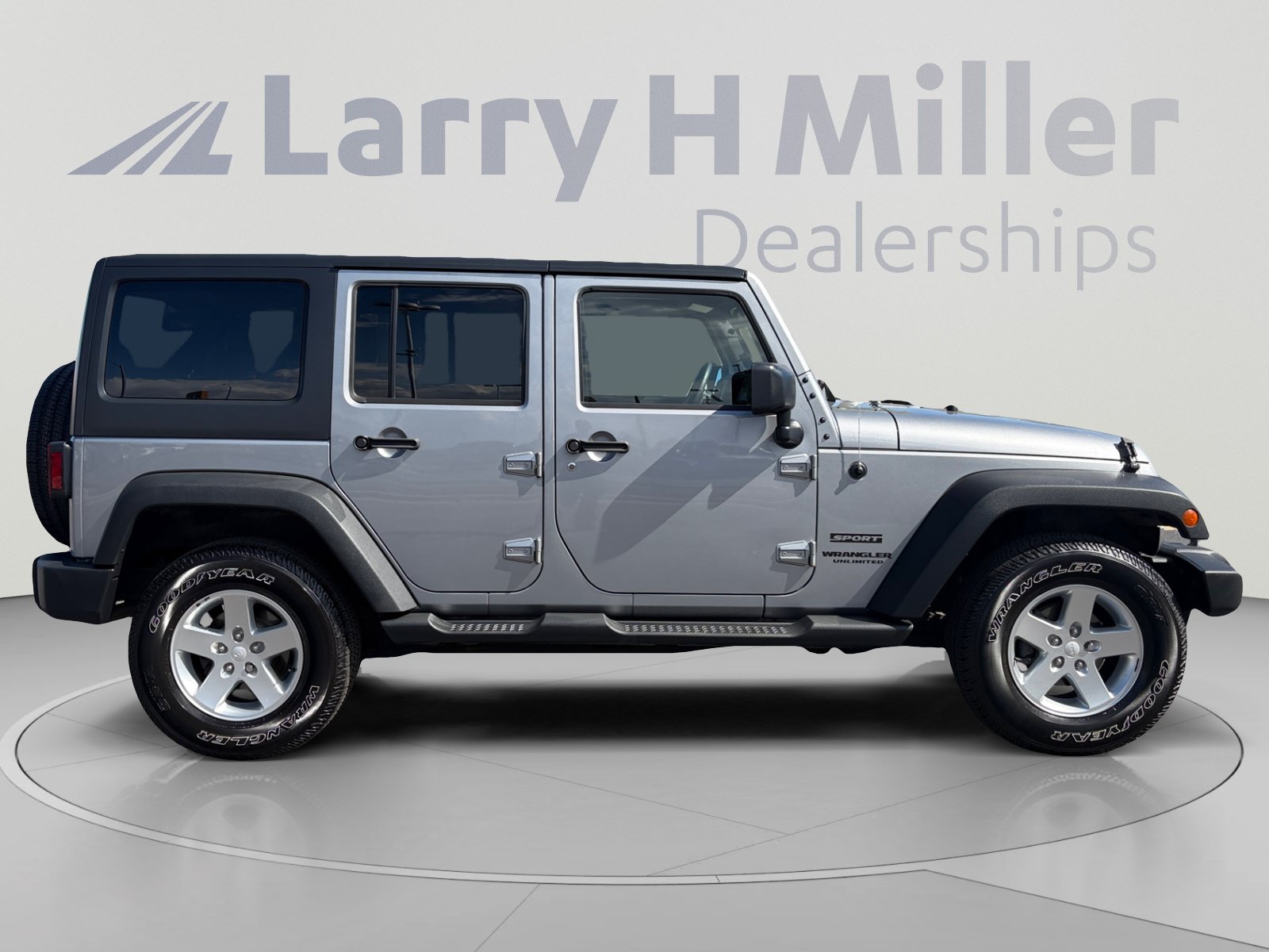 Used 2015 Jeep Wrangler Unlimited Sport w/ Quick Order Package 24S AWD/4WD image 6
