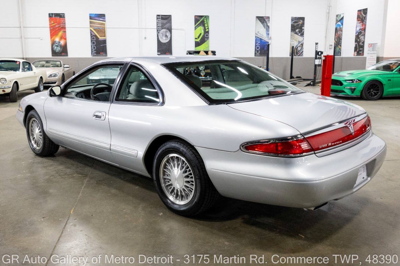 Used 1998 Lincoln Mark VIII RWD image 4