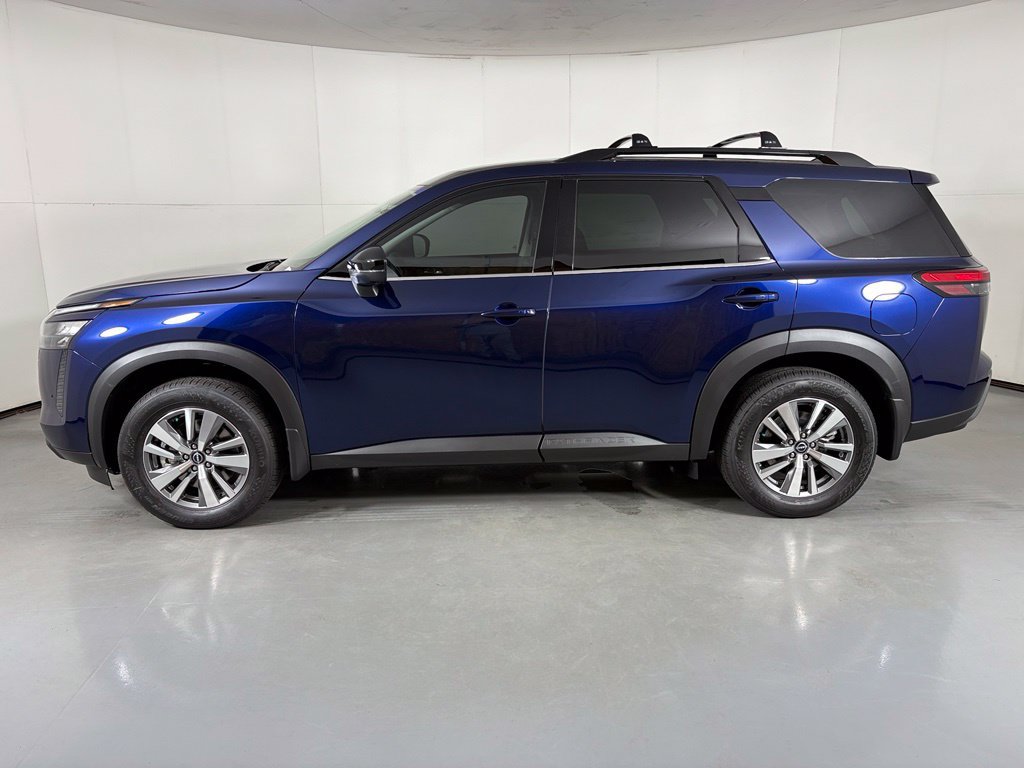 New 2026 Nissan Pathfinder SL FWD image 5
