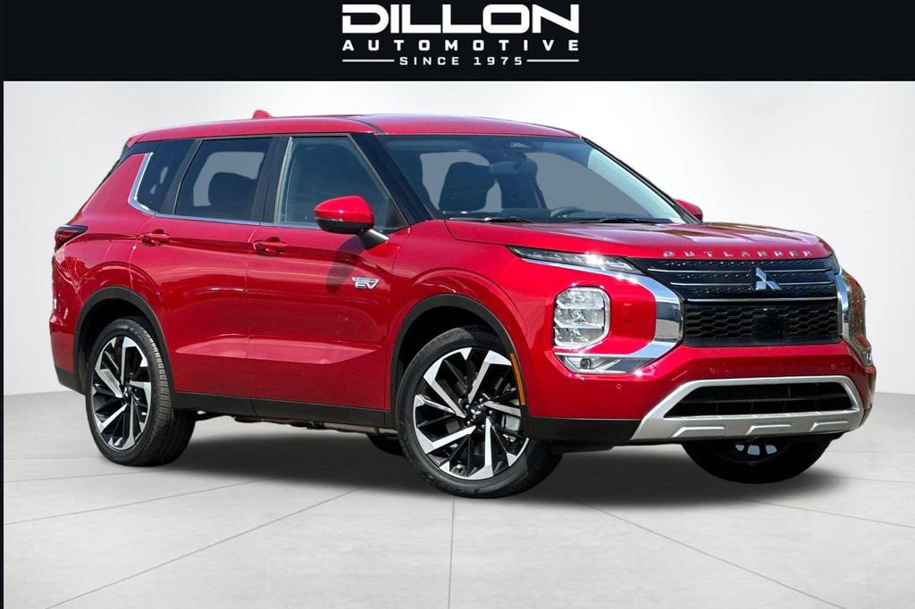 Used 2025 Mitsubishi Outlander SE AWD/4WD image 1