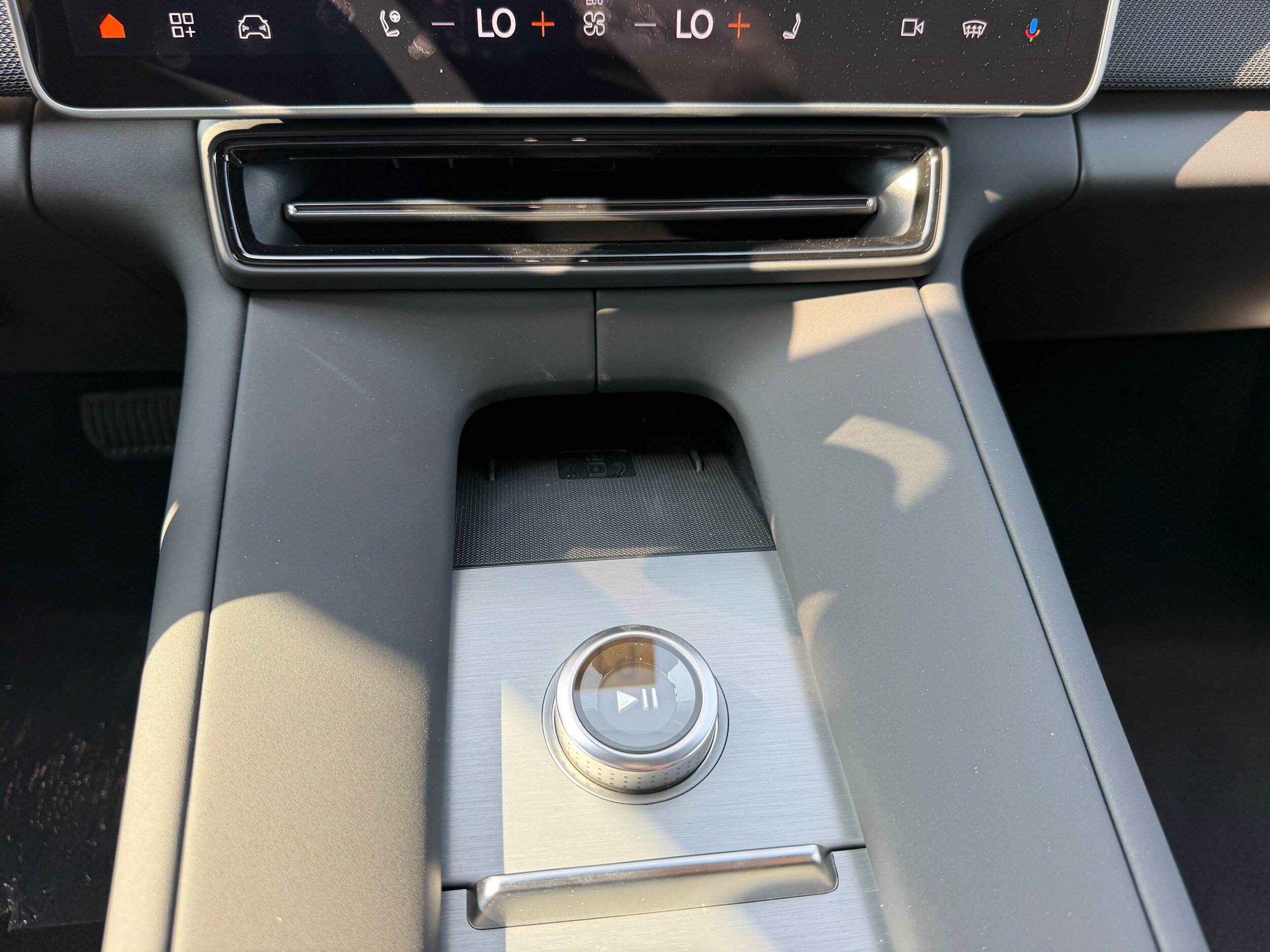 New 2026 Polestar Polestar 4 AWD/4WD image 16