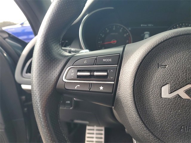 Used 2022 Kia Stinger GT2 image 30