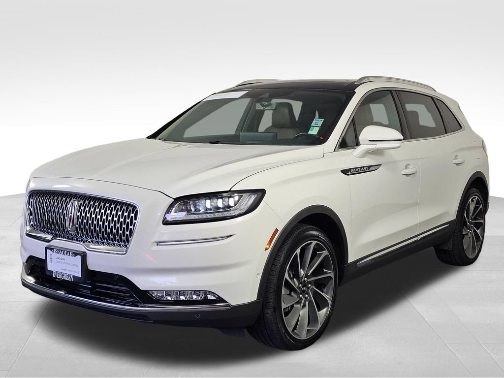 Certified 2022 Lincoln Nautilus Reserve w/ Equipment Group 202A AWD/4WD image 3