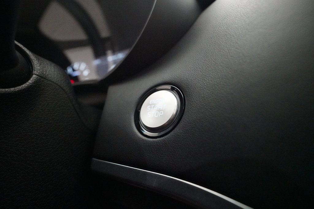 Used 2018 Kia Stinger GT2 image 31