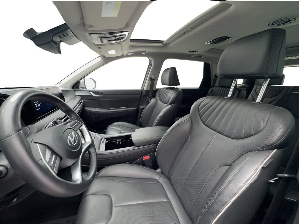Used 2025 Hyundai Palisade Limited FWD image 19