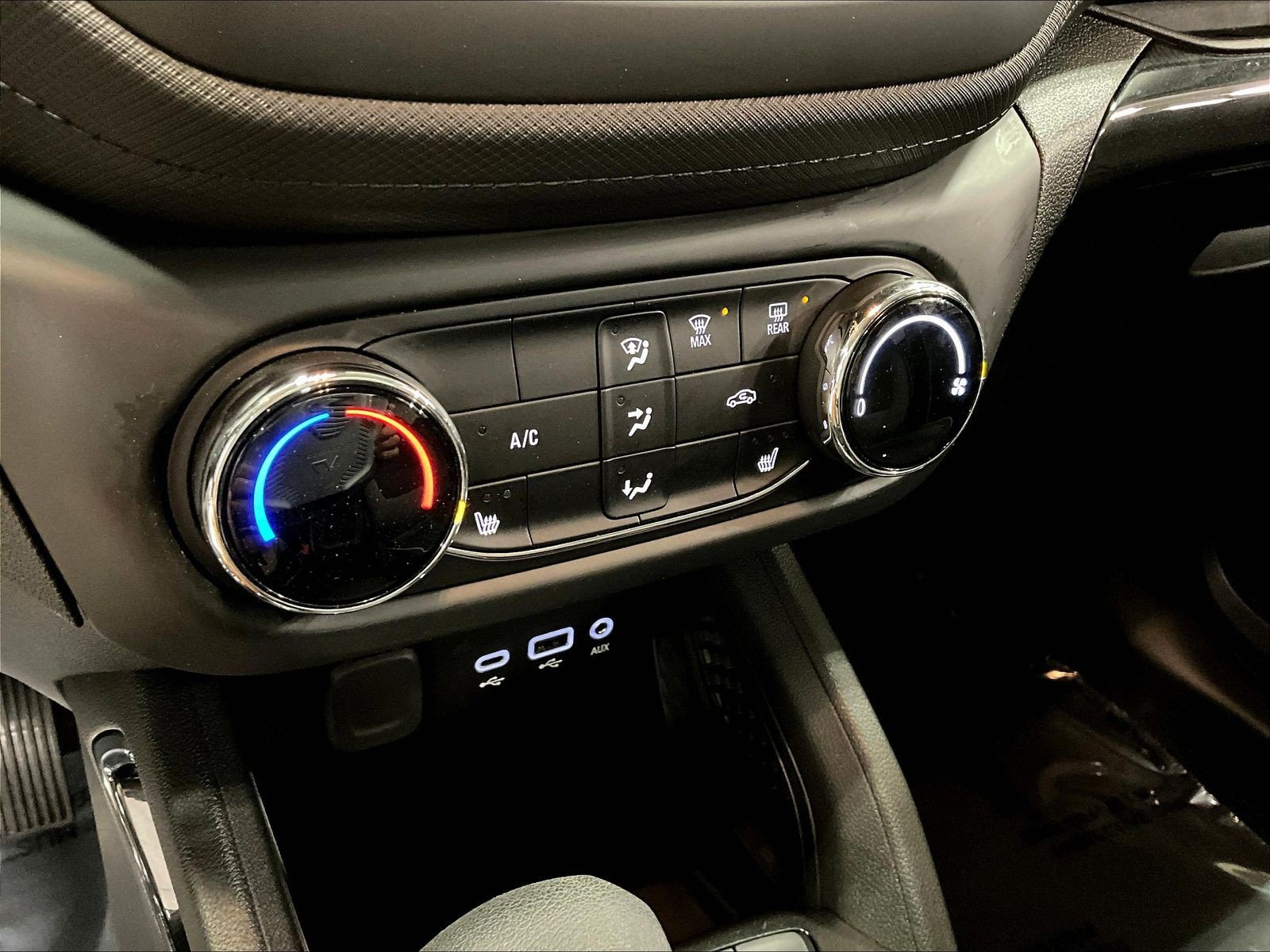 Used 2023 Chevrolet TrailBlazer LT FWD image 15