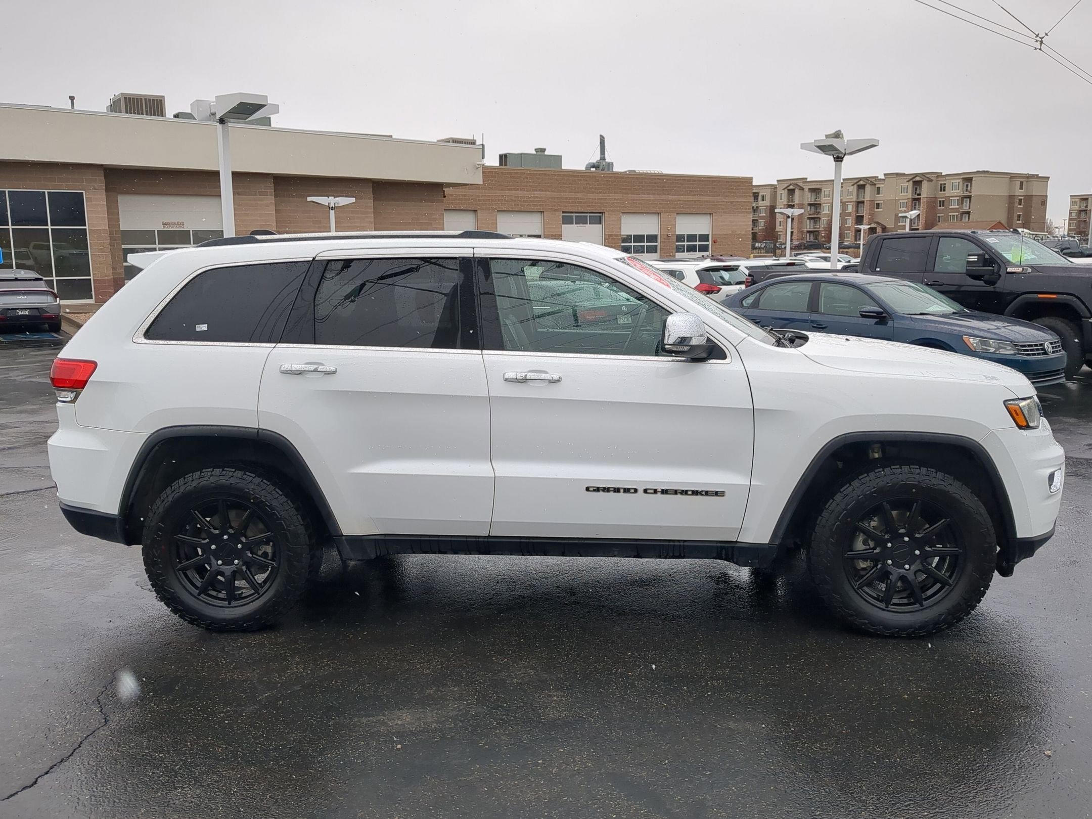 Used 2019 Jeep Grand Cherokee Limited w/ Luxury Group II image 6