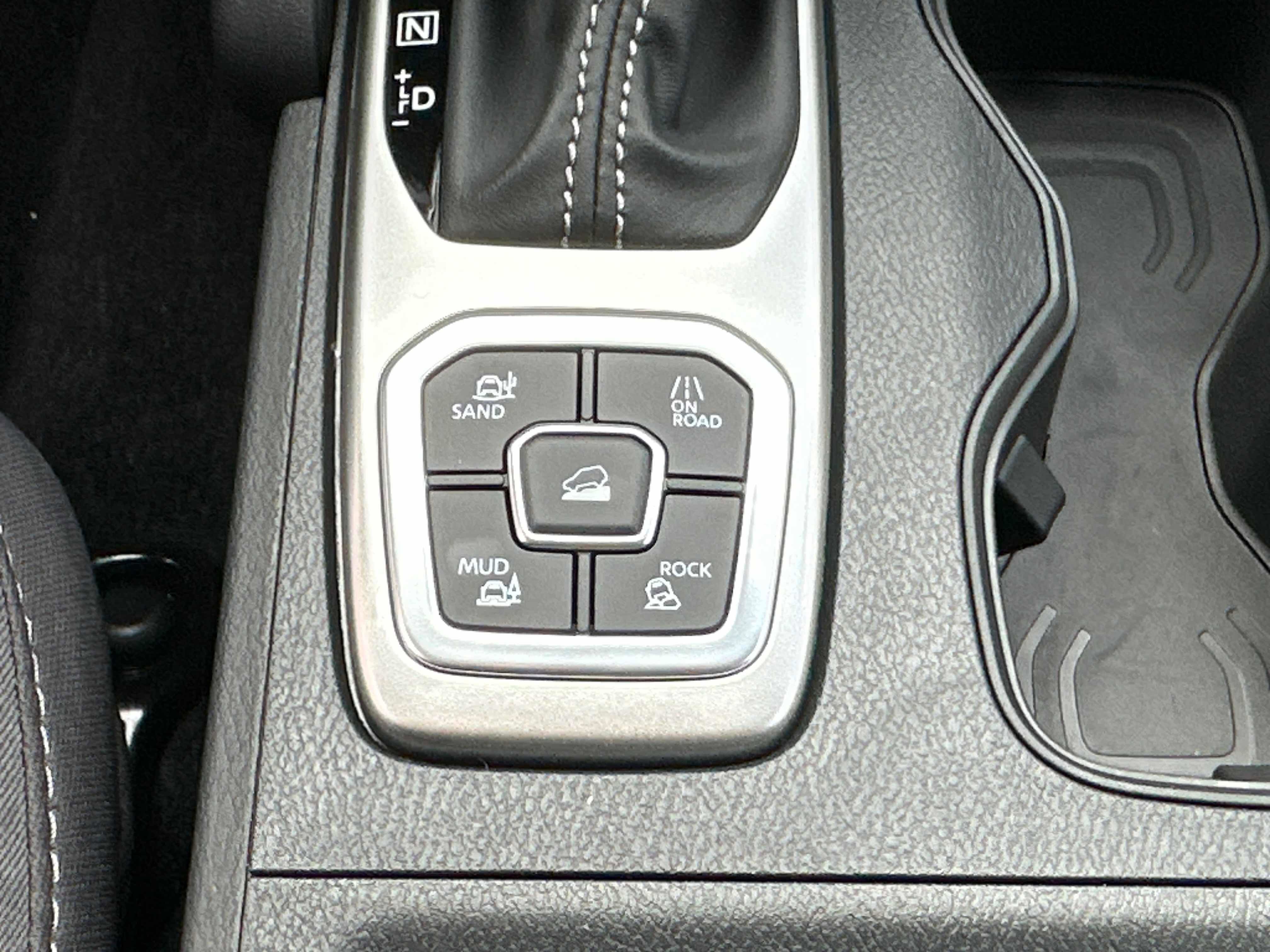 New 2026 Nissan Frontier SV w/ All-Weather Content Package image 32