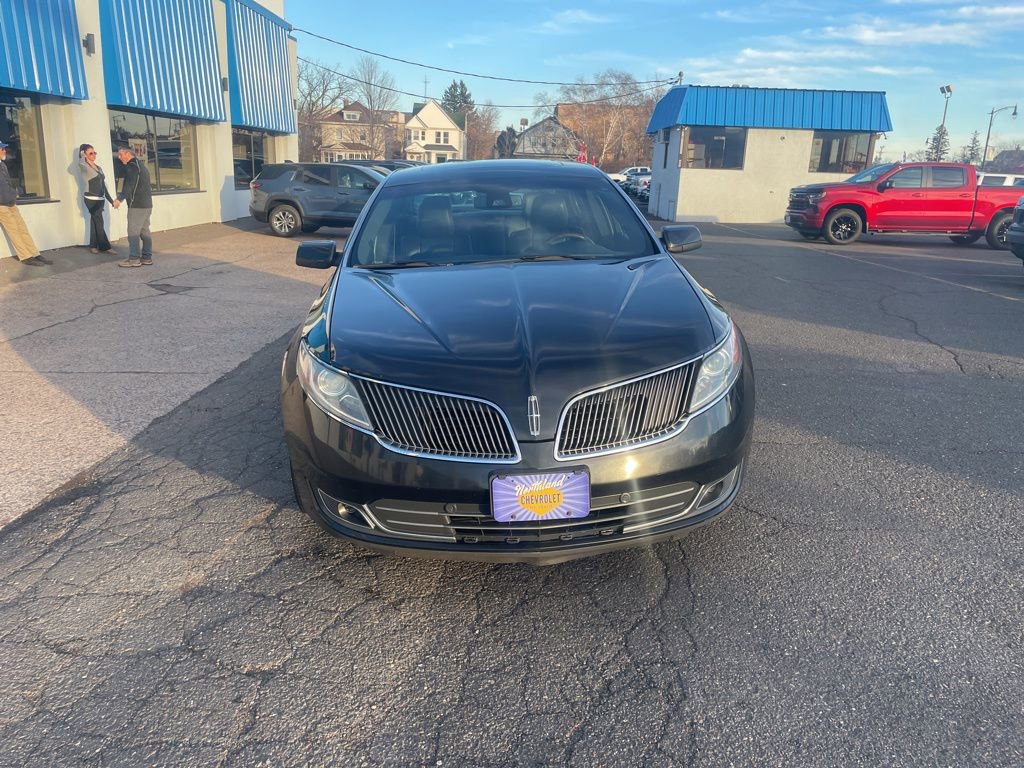Used 2014 Lincoln MKS image 2