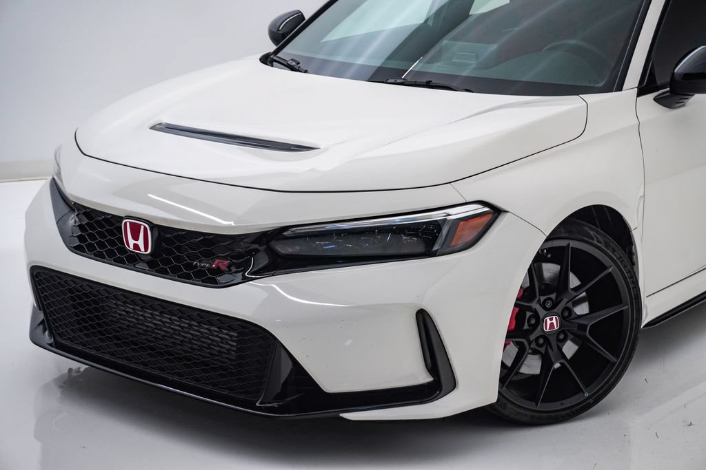Used 2025 Honda Civic Type R image 4