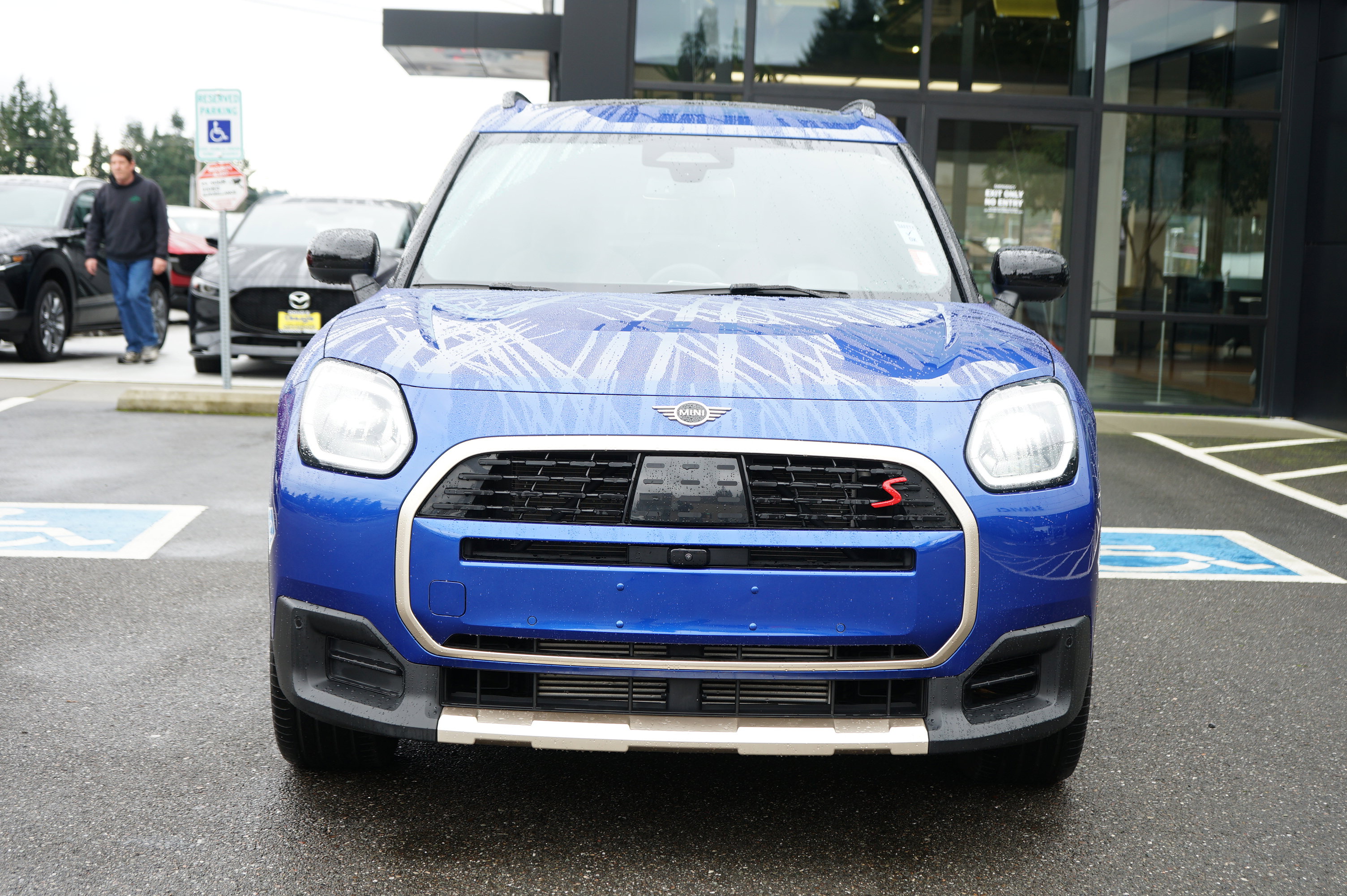 Used 2025 MINI Cooper Countryman S w/ Comfort Package Max image 8