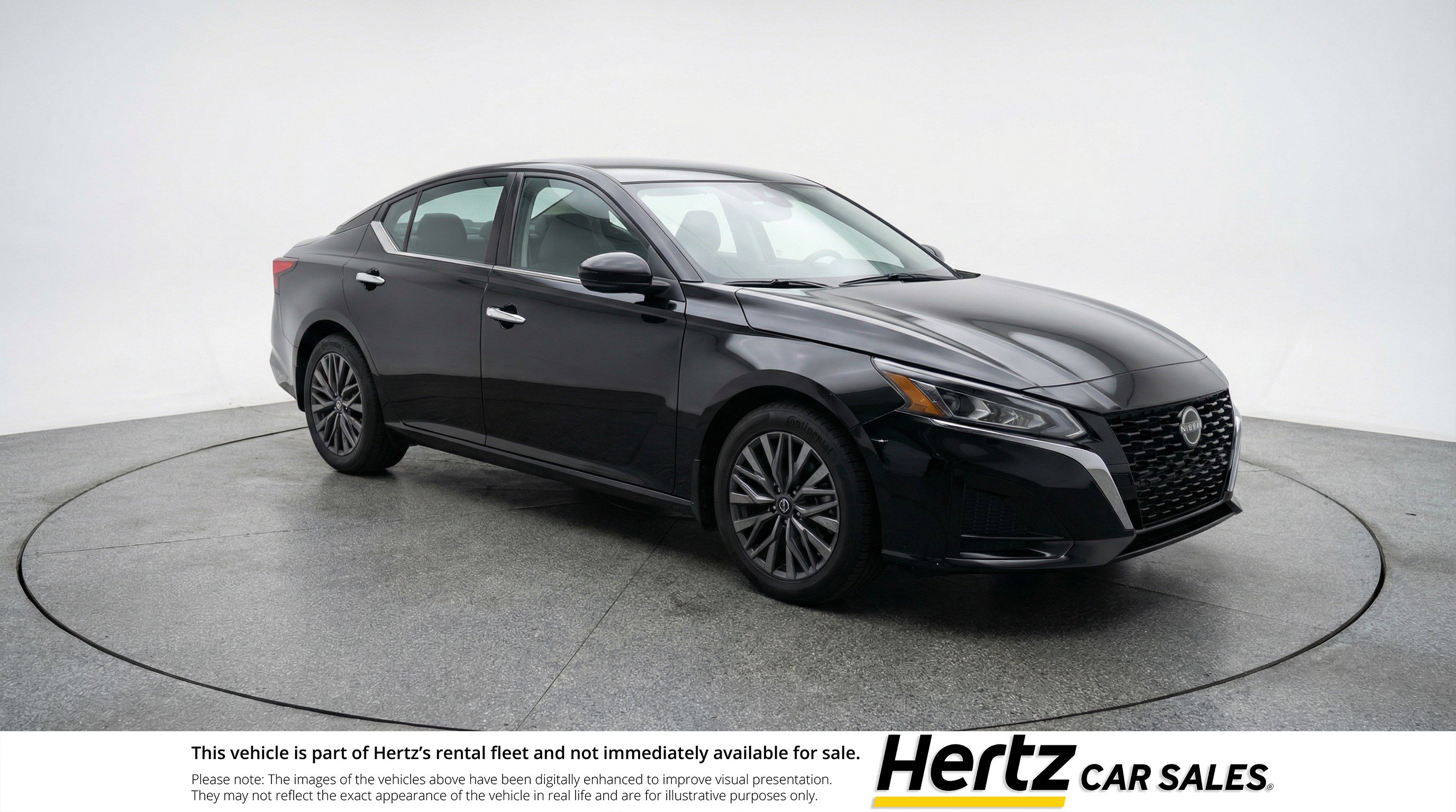 Used 2025 Nissan Altima 2.5 SV image 1